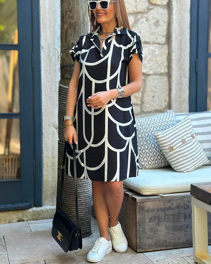 Midi dress with short sleeves and print