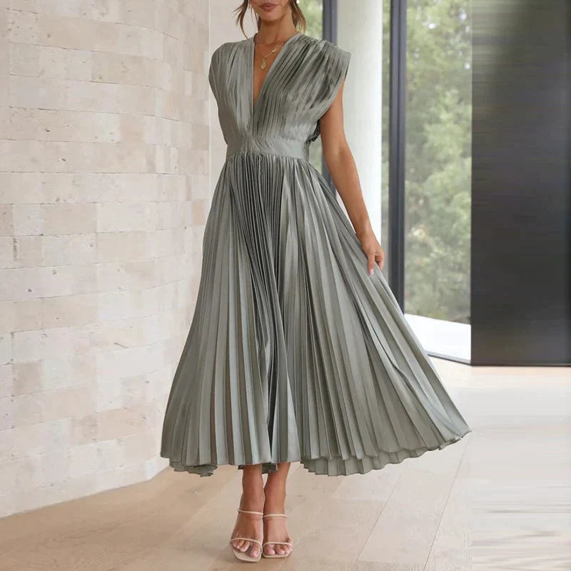 EVE - MAXI DRESS WITH V-NECK AND PLEATS